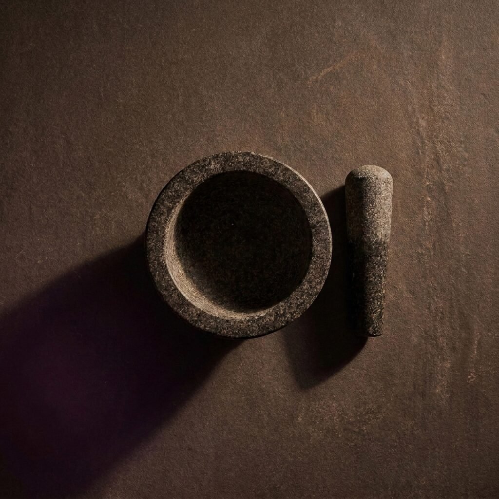 Mortar and pestle — Granite, unpolished interior