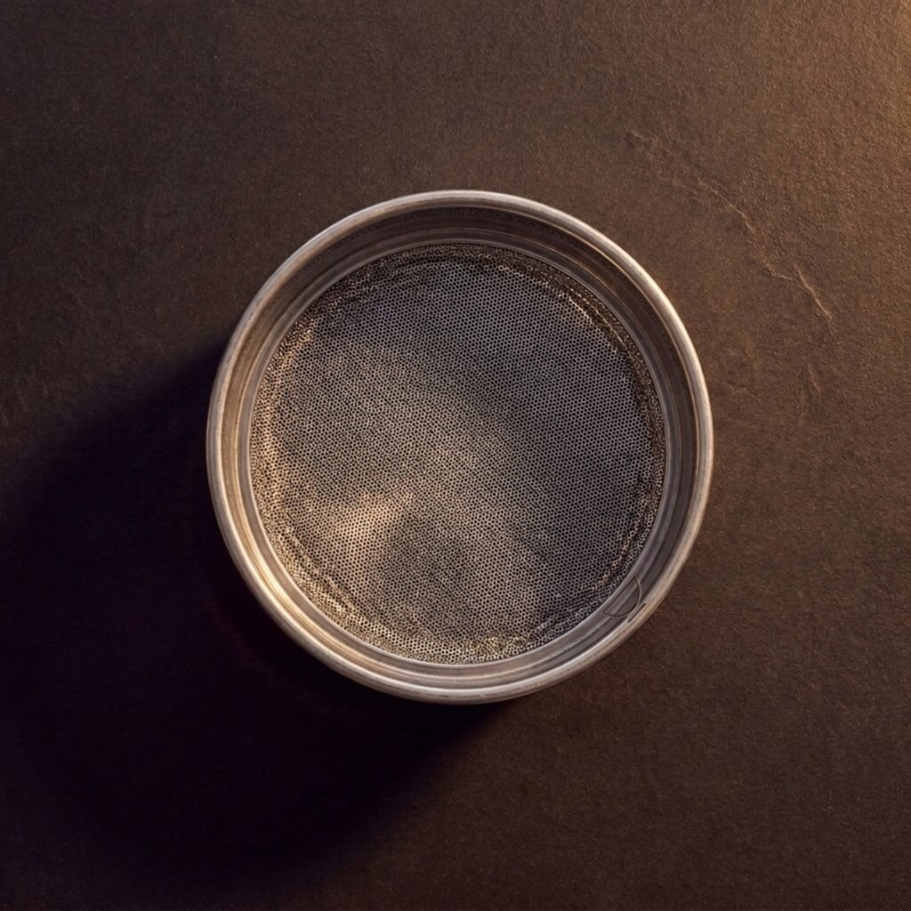 Sieve, double-mesh — Stainless, double mesh