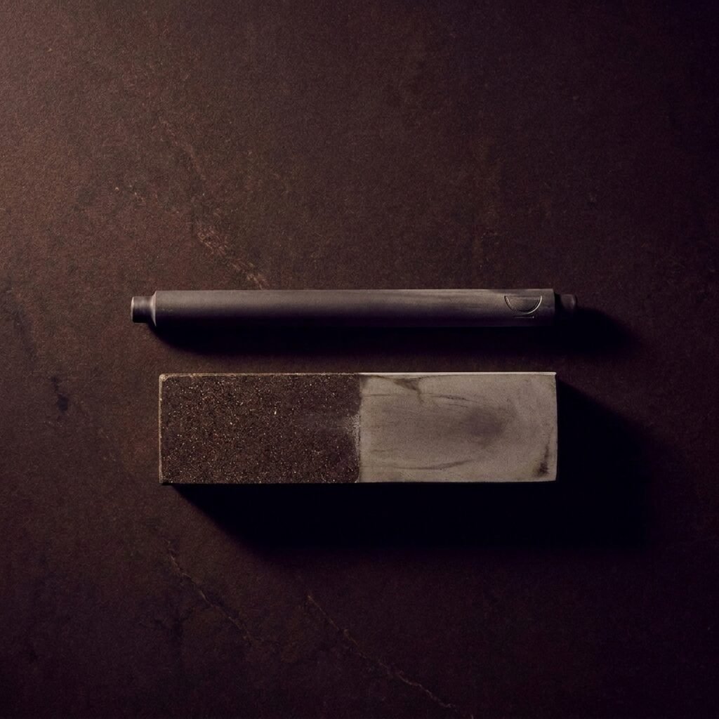 Sharpening stone, 1000/6000 — Water stone, dual grit